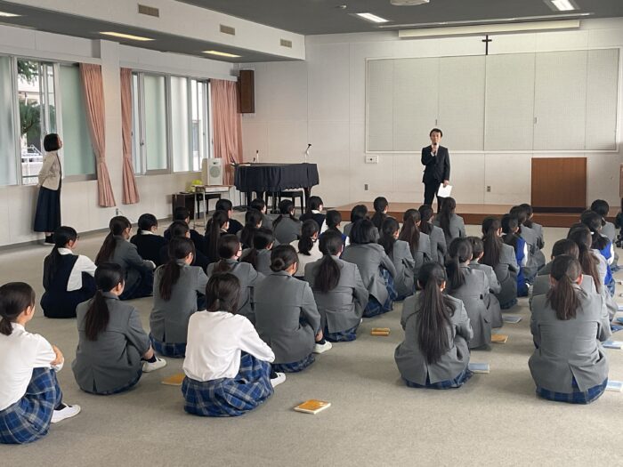 【高校】普通科グローバルコース　コース朝礼（4/24・金）