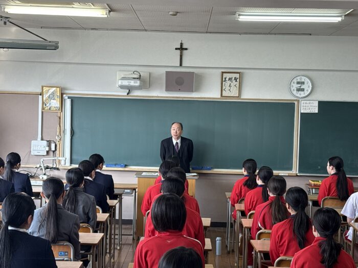 【高校】グローバルコース　コース朝礼（3/17・火）