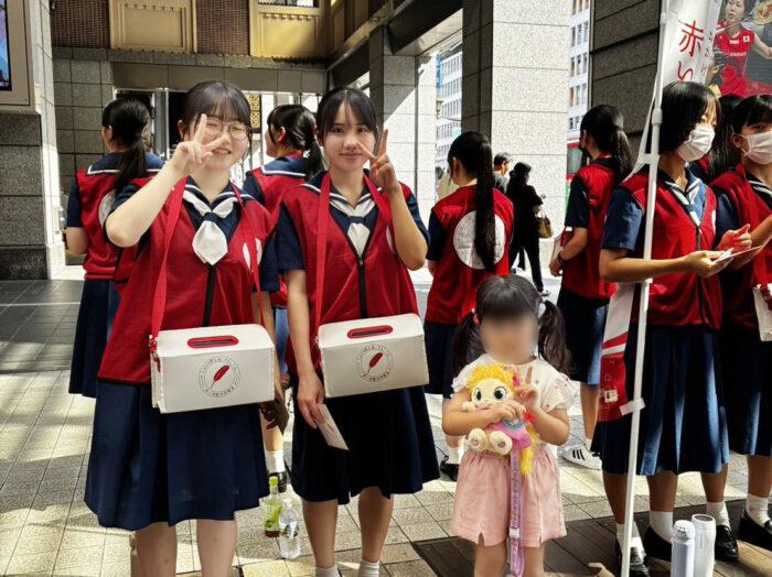 【高校】赤い羽根共同募金に参加しました（10/3･土）